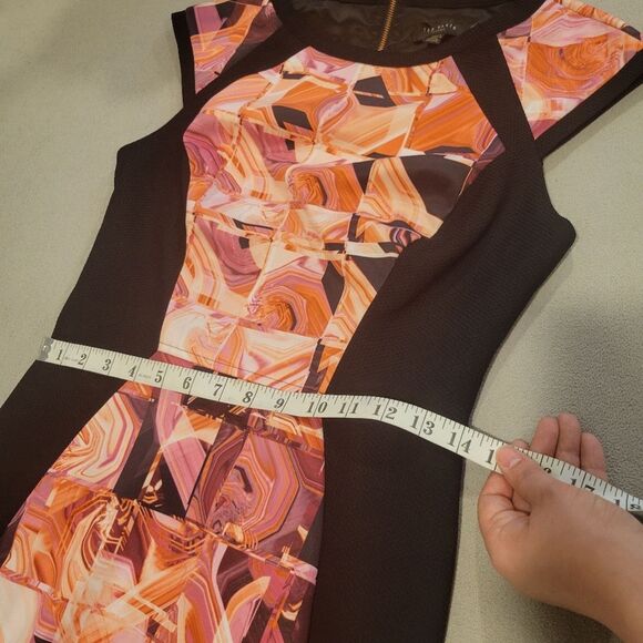 Ted Baker London Jasmaii Geometric Panel Dress Size 6 - Picture 6 of 11